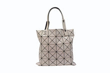 Load image into Gallery viewer, BAO BAO ISSEY MIYAKE バオバオ イッセイミヤケ LUCENT ルーセント トートバッグ BB93-AG053 ピンク 美品 中古 4b003532