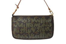 Load image into Gallery viewer, 極美品 LOUIS VUITTON ルイヴィトン ポシェットアクセソワールモノグラムグラフィティ M92191 ハンドバッグ カーキ 中古 4b003539