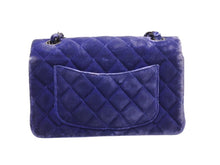 Load image into Gallery viewer, CHANEL シャネル ミニマトラッセ20 Sフラップ Sチェーンショルダーバッグ 20番台 ココマーク ベロア ブルー ブラック金具 良品 中古 4b003542