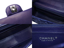 Load image into Gallery viewer, CHANEL シャネル ミニマトラッセ20 Sフラップ Sチェーンショルダーバッグ 20番台 ココマーク ベロア ブルー ブラック金具 良品 中古 4b003542