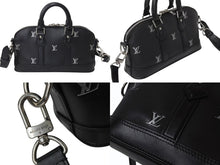 Load image into Gallery viewer, 極美品 LOUIS VUITTON ルイヴィトン アルマ EW 2WAYショルダーバッグ M24529 モノグラムカーフスキン ブラック シルバー金具 中古 4b003544