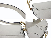 Load image into Gallery viewer, Christian Dior クリスチャンディオール サドル ミニ ハンドバッグ M0447CBAA ホワイト レザー ゴールド金具 ロゴ 美品 中古 4b003551