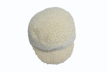 画像をギャラリービューアに読み込む, 極美品 CHANEL シャネル COCO NEIGE ココネージュ ハット キャップ 帽子 サイズM ココマーク パッチ フェイクファー アイボリー 中古 4b003559