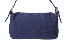 画像をギャラリービューアに読み込む, 新品未使用 FENDI フェンディ マンマバケット ワンショルダーバッグ 26424 デニム レザー インディゴブルー シルバー金具 中古 4b003569