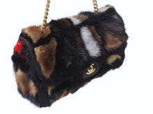 Load image into Gallery viewer, CHANEL シャネル チェーンワンショルダーバッグ 6番台 ココマーク ファー レザー マルチカラー ゴールド金具 美品 中古 4b003574