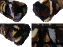 Load image into Gallery viewer, CHANEL シャネル チェーンワンショルダーバッグ 6番台 ココマーク ファー レザー マルチカラー ゴールド金具 美品 中古 4b003574