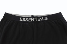 Load image into Gallery viewer, FOG ESSENTIALS エフオージーエッセンシャルズ ATHLETIC LEGロゴウエストゴムレギンス ブラック グレー サイズS 美品 中古 4b003594