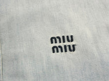 Load image into Gallery viewer, 極美品 MIUMIU ミュウミュウ ヴィンテージ加工デニムシャンブレーシャツ GWC096 インディゴ コットン サイズ42 中古 4b003641