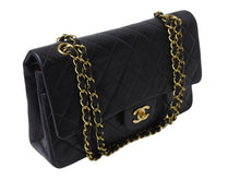 Load image into Gallery viewer, 極美品 CHANEL シャネル マトラッセ25 Wフラップ Wチェーンショルダーバッグ 3番台 ラムスキン ココマーク ブラック ゴールド金具 中古 4b003655