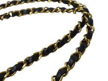 Load image into Gallery viewer, 極美品 CHANEL シャネル マトラッセ25 Wフラップ Wチェーンショルダーバッグ 3番台 ラムスキン ココマーク ブラック ゴールド金具 中古 4b003655