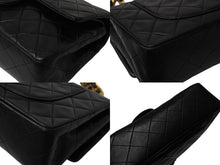 Load image into Gallery viewer, 極美品 CHANEL シャネル マトラッセ23 Wフラップ Wチェーンショルダーバッグ 4番台 ラムスキン ココマーク ブラック ゴールド金具 中古 4b003656