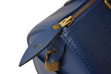 Load image into Gallery viewer, LOUIS VUITTON ルイヴィトン エピレザー スピーディ25 M43015 ハンドバッグ ミニボストン トレドブルー ゴールド金具 美品 中古 4b003671