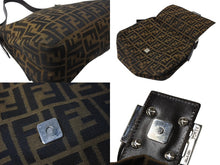 画像をギャラリービューアに読み込む, 極美品 FENDI フェンディ マンマバケット ショルダーバッグ ズッカ柄 ブラウン コットンキャンバス レザー シルバー金具 中古 4b003682