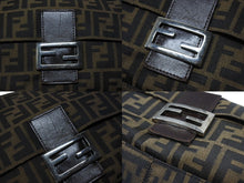 画像をギャラリービューアに読み込む, FENDI フェンディ マンマバケット ショルダーバッグ ズッカ柄 コットンキャンバス レザー ブラウン シルバー金具 美品 中古 4b003683