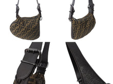 画像をギャラリービューアに読み込む, FENDI フェンディ ワンショルダーバッグ ハンドバッグ FF ズッカ柄 キャンバス レザー ブラウン ブラックメタル 美品 中古 4b003684