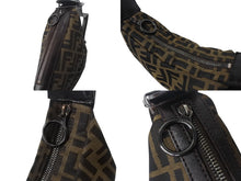 画像をギャラリービューアに読み込む, FENDI フェンディ ワンショルダーバッグ ハンドバッグ FF ズッカ柄 キャンバス レザー ブラウン ブラックメタル 美品 中古 4b003684