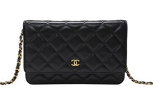 Load image into Gallery viewer, CHANEL シャネル ショルダーバッグ マトラッセ チェーンショルダーバッグ ラムスキン ブラック 27 番台 ブラック ラムスキン ゴールド金具 美品 中古 4b003686