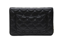 Load image into Gallery viewer, CHANEL シャネル ショルダーバッグ マトラッセ チェーンショルダーバッグ ラムスキン ブラック 27 番台 ブラック ラムスキン ゴールド金具 美品 中古 4b003686