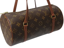 Load image into Gallery viewer, 極美品 LOUIS VUITTON ルイヴィトン パピヨン26 ハンドバッグ モノグラム M51366 筒型 モノグラムキャンバス ゴールド金具 ブラウン 中古 4b003690