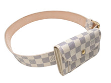 Load image into Gallery viewer, 極美品 LOUIS VUITTON ルイヴィトン ダミエ アズール サンチュール ポシェット ベルト M9835V ホワイト ゴールド金具 中古 4b003698