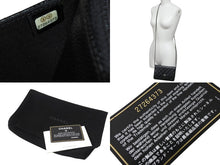 Load image into Gallery viewer, 極美品 CHANEL シャネル チェーンウォレット 長財布 AP0250 27番台 ココマーク キャビアスキン ブラック シルバー金具 中古 4b003700