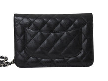 Load image into Gallery viewer, 極美品 CHANEL シャネル チェーンウォレット 長財布 AP0250 27番台 ココマーク キャビアスキン ブラック シルバー金具 中古 4b003700