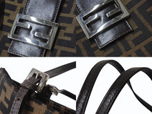 画像をギャラリービューアに読み込む, FENDI フェンディ ハンドバッグ ワンショルダーバッグ ズッカ柄 09158081992 キャンバス レザーブラウン シルバー金具 良品 中古 4b003737