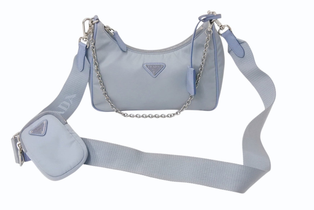 美品 PRADA プラダ RE-NYLON Re-Edition 2005 ショルダーバッグ 1BH204 ライトブルー レディース 古着 中古 USED PRADA - プラダ PRADA Re-Edition 2005 2WAY ショルダーバッグ バッグ