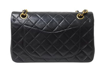 Load image into Gallery viewer, CHANEL シャネル マトラッセ23 Wフラップ Wチェーンショルダーバッグ 2番台 ラムスキン ココマーク ブラック 美品 中古 4b003754