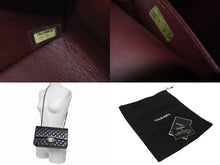 Load image into Gallery viewer, 極美品 CHANEL シャネル マトラッセ25 Wフラップ Wチェーンショルダーバッグ 6番台 ラムスキン ココマーク ブラック ゴールド金具 中古 4b003761