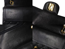 Load image into Gallery viewer, 極美品 CHANEL シャネル マトラッセ25 Wフラップ Wチェーンショルダーバッグ 6番台 ラムスキン ココマーク ブラック ゴールド金具 中古 4b003761