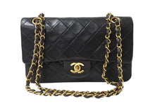 Load image into Gallery viewer, CHANEL シャネル マトラッセ23 Wフラップ Wチェーンショルダーバッグ 3番台 ラムスキン ココマーク ブラック 美品 中古 4b003777