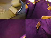 Load image into Gallery viewer, LOUIS VUITTON ルイヴィトン ノエ ショルダーバッグ エピレザー M44009 イエロー パープル ゴールド金具 美品 中古 4b003783