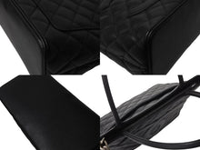 Load image into Gallery viewer, CHANEL シャネル 復刻トートバッグ ハンドバッグ 6番台 キャビアスキン ブラック ココマーク ロゴ 鞄 シルバー金具 美品 中古 4b003785