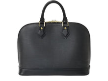 Load image into Gallery viewer, LOUIS VUITTON ルイヴィトン アルマPM ハンドバッグ M52142 エピ レザー ブラック ゴールド金具 美品 中古 4b003788