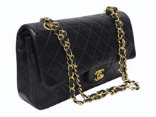 Load image into Gallery viewer, 極美品 CHANEL シャネル マトラッセ25 Wフラップ Wチェーンショルダーバッグ 1番台 ラムスキン ココマーク ブラック 中古 4b003834