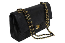 Load image into Gallery viewer, 極美品 CHANEL シャネル マトラッセ25 Wフラップ Wチェーンショルダーバッグ 1番台 ラムスキン ココマーク ブラック 中古 4b003837