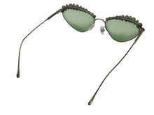 画像をギャラリービューアに読み込む, 極美品 SWAROVSKI スワロフスキー ステートメント キャッツアイシェイプ サングラス ラインストーン Sk7009 グリーン 中古 4b003855