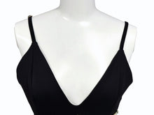 Load image into Gallery viewer, 極美品 AREA エリア ワンピース スケルトン スリット サスペンダードレス レーヨン シェル ナイロン RN#154562 ブラック ゴールド サイズM 中古 4b003864