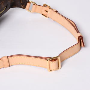 Like new LOUIS VUITTON bum bag body bag waist bag M43644 monogram brown gold hardware used 4a000430