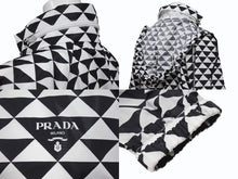 画像をギャラリービューアに読み込む, PRADA プラダ.トライアングルロゴ ナイロンパーカー ノーカラー ジャケット 29R115 ブラック ホワイト サイズ36 美品 中古 4b003877