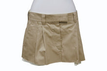 Load image into Gallery viewer, 極美品 MIUMIU ミュウミュウ チノ ミニスカート MG1801 サイズ40 刺繍ロゴ入り ツータック アウトタック ベージュ 中古 4b003890