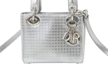 Load image into Gallery viewer, Christian Dior クリスチャンディオール LADY DIOR レディディオール マイクロカナージュ ミニ 2WAYバッグ M0550PSKC シルバー 美品 中古 4b003895