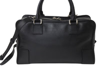 画像をギャラリービューアに読み込む, LOEWE ロエベ アマソナ36 ハンドバッグ 2WAY アナグラムロゴ エンボス加工 レザー ブラック シルバー金具 美品 中古 4b003901