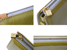 Load image into Gallery viewer, LOUIS VUITTON ルイヴィトン モノグラム ヴェルニ レキシントン ハンドバッグ アクセサリーポーチ M91011 グリーン 良品 中古 4b003908