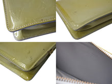 Load image into Gallery viewer, LOUIS VUITTON ルイヴィトン モノグラム ヴェルニ レキシントン ハンドバッグ アクセサリーポーチ M91011 グリーン 良品 中古 4b003908