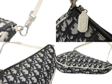 画像をギャラリービューアに読み込む, Christian Dior クリスチャンディオール サドルポーチ ワンショルダーバッグ トロッター柄 ブラック アイボリー 2002年製 美品 中古 4b003910