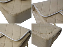 Load image into Gallery viewer, CHANEL シャネル ミニマトラッセ17 Sフラップ Sチェーンショルダーバッグ 1番台 ココマーク ラムスキン ベージュ 美品 中古 4b003911