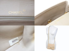 Load image into Gallery viewer, CHANEL シャネル ミニマトラッセ17 Sフラップ Sチェーンショルダーバッグ 1番台 ココマーク ラムスキン ベージュ 美品 中古 4b003911