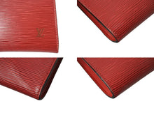Load image into Gallery viewer, LOUIS VUITTON ルイヴィトン ポシェット アクセソワール アクセサリーポーチ M52947 エピ レザー レッド ゴールド金具 美品 中古 4b003926